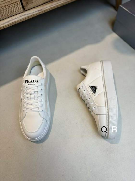 Picture of Prada Shoes _SKUPradasz38-45BS030519385